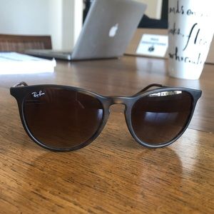 Perfect condition RayBan ‘Erika’ Sunglasses